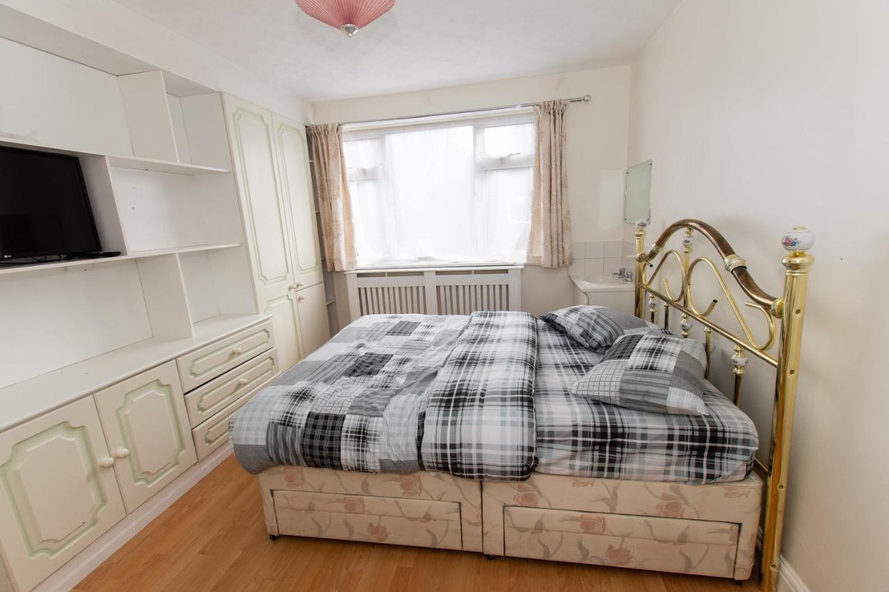 Oak Avenue Home Croydon Esterno foto